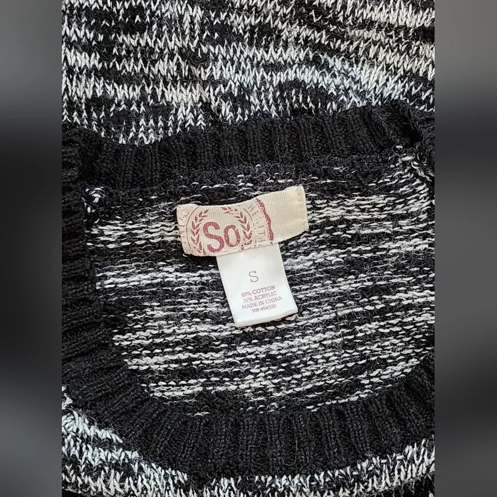 Black + White Knit Sweater Top - Picture 3 of 3